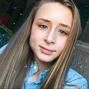 Meet your Posher, Savannah